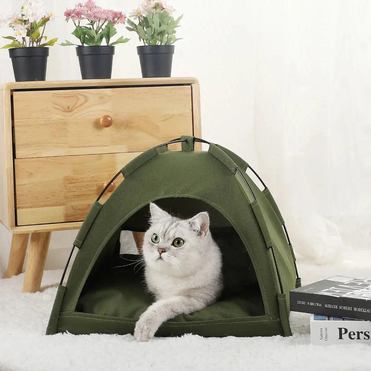 Foldable Cat Tent for Outdoor Adventures – Portable and Breathable Pet Shelter 3