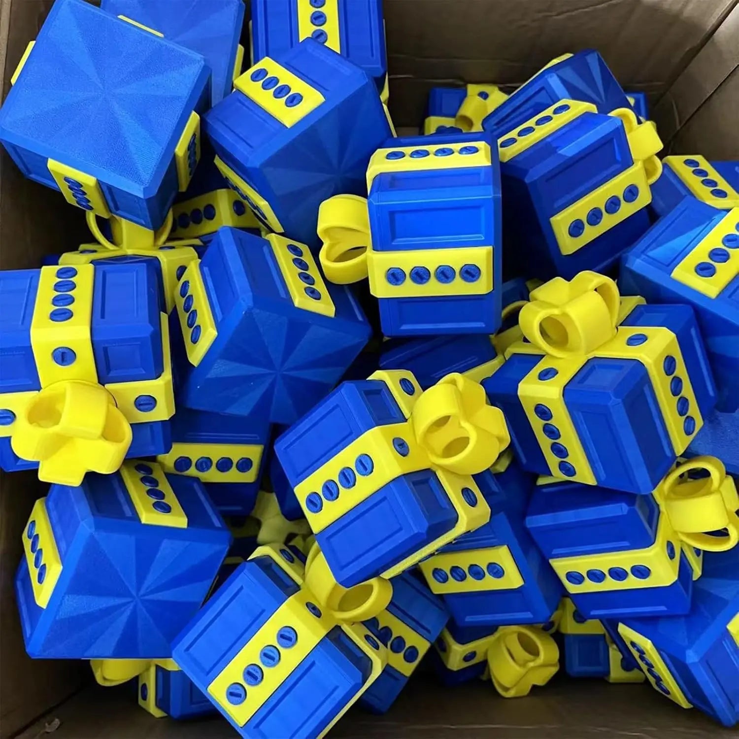 Prank Gift Box Set with 4 Fun Designs – Hilarious Surprise for Any Occasion 5