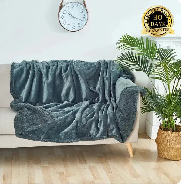 Waterproof Blanket for Outdoor and Indoor Use – Soft, Durable, and Easy to Clean 6